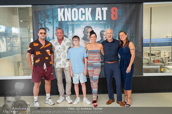 Pressekonferenz ´Knock at 8´ - Brotway, Wien - Di 04.08.2026 - Familie Max, Maria, Stefan, Sophia und Georg FRAISL, Will ROBERT7