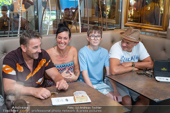 Pressekonferenz ´Knock at 8´ - Brotway, Wien - Di 04.08.2026 - 48