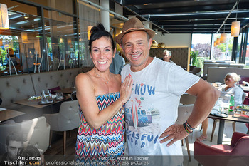 Pressekonferenz ´Knock at 8´ - Brotway, Wien - Di 04.08.2026 - Leo ABERER, Adriana ZARTL99