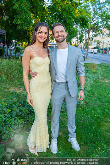15 Jahresfeier und Sommerfest - El Gaucho Josefsbad, Baden - Sa 08.08.2026 - Vardim GARBUZOV mit Freundin Saphira WERMANN82