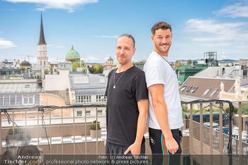 Interview Aut of Orda - Rosewood Hotel Rooftop Bar - Mi 19.08.2026 - AUT OF ORDA Musikduo (Paul Pizzera, Daniell Fellner)6