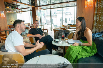 Interview Aut of Orda - Rosewood Hotel Rooftop Bar - Mi 19.08.2026 - AUT OF ORDA Musikduo (Paul Pizzera, Daniell Fellner)13