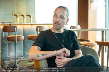 Interview Aut of Orda - Rosewood Hotel Rooftop Bar - Mi 19.08.2026 - Daniel FELLNER18