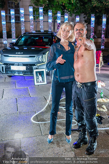 Philipp Hochmair Live Inszenierung für KIA - Cafe Leopold Wasserbar, MuseumsQuartier Wien - Sa 29.08.2026 - Philipp HOCHMAIR, Christine Tine HEEGER (KIA)43