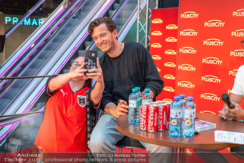 Autogrammstunde Michael Gregortisch und COSMO - PlusCity, Linz - Fr 04.09.2026 - 23