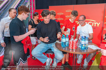 Autogrammstunde Michael Gregortisch und COSMO - PlusCity, Linz - Fr 04.09.2026 - 31