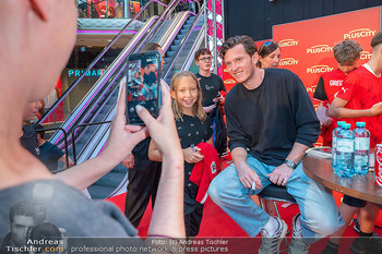 Autogrammstunde Michael Gregortisch und COSMO - PlusCity, Linz - Fr 04.09.2026 - 32