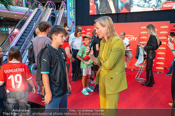 Autogrammstunde Michael Gregortisch und COSMO - PlusCity, Linz - Fr 04.09.2026 - 35