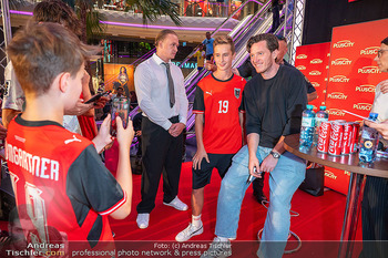 Autogrammstunde Michael Gregortisch und COSMO - PlusCity, Linz - Fr 04.09.2026 - 53