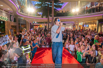 Autogrammstunde Michael Gregortisch und COSMO - PlusCity, Linz - Fr 04.09.2026 - 69
