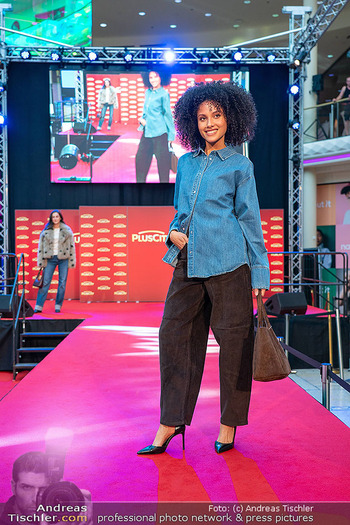 Fashion Show - PlusCity, Linz - Fr 04.09.2026 - 28