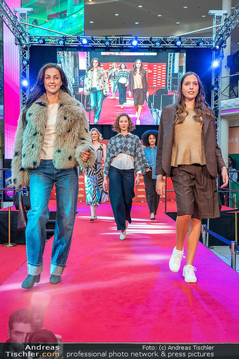 Fashion Show - PlusCity, Linz - Fr 04.09.2026 - 33
