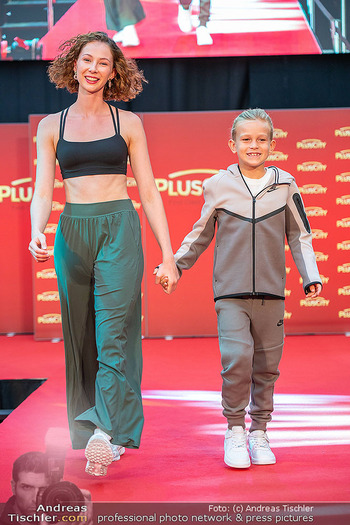 Fashion Show - PlusCity, Linz - Fr 04.09.2026 - 47