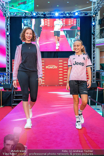 Fashion Show - PlusCity, Linz - Fr 04.09.2026 - 62