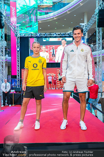 Fashion Show - PlusCity, Linz - Fr 04.09.2026 - 68