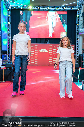 Fashion Show - PlusCity, Linz - Fr 04.09.2026 - 100