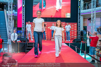 Fashion Show - PlusCity, Linz - Fr 04.09.2026 - 105