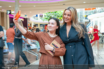 Fashion Show - PlusCity, Linz - Fr 04.09.2026 - Nadine MIRADA174