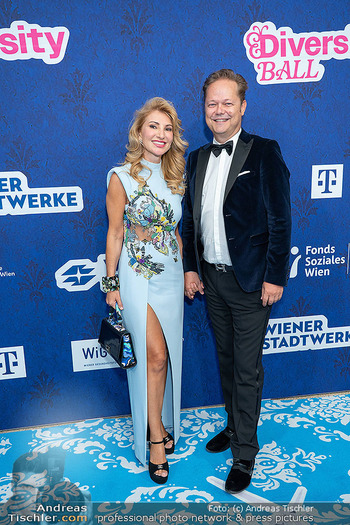 Diversity Ball - Rathaus, Wien - Sa 05.09.2026 - Donka ANGATSCHEVA mit Ehemann Gabor MARASZTO112