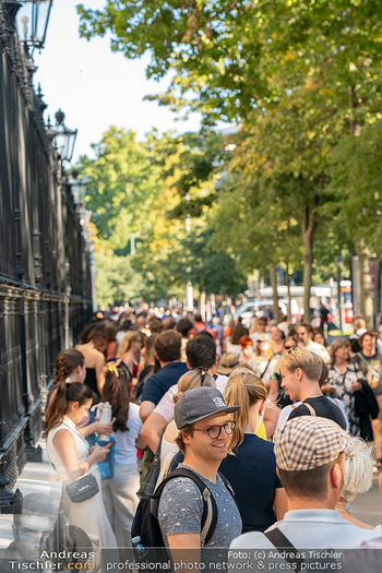 Opern Air Besucherandrang - Burggarten, Wien - So 06.09.2026 - Besucherandrang beim Opern Air Konzert14