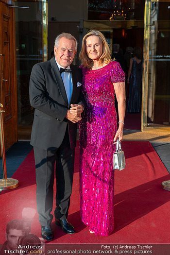 Kids Future Unlocked Charity Gala - Hofburg, Wien - Di 08.09.2026 - Sigi Siegfried WOLF mit Andrea73