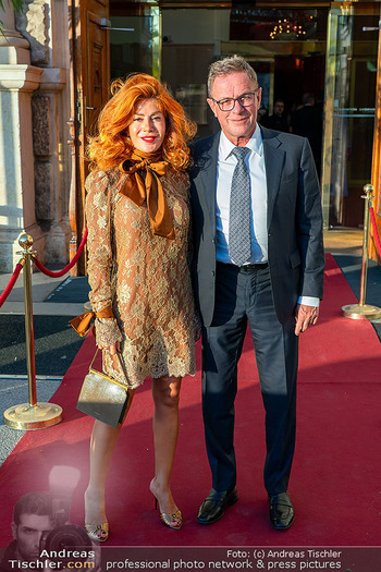 Kids Future Unlocked Charity Gala - Hofburg, Wien - Di 08.09.2026 - Ralf RANGNICK mit Freundin, Begleitung87