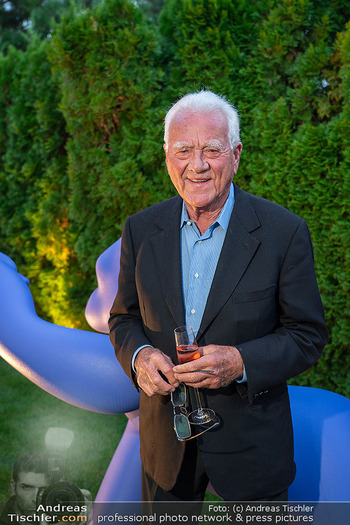 Season´s End Party - Privatvilla Oberwaltersdorf, NÖ - Fr 11.09.2026 - Frank STRONACH (Portrait)12