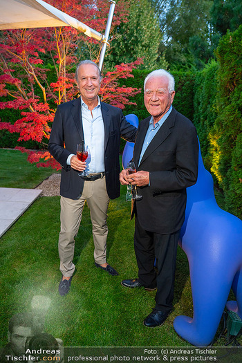 Season´s End Party - Privatvilla Oberwaltersdorf, NÖ - Fr 11.09.2026 - Michael KRÜGER, Frank STRONACH14