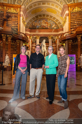 Fototermin ´Alles was sie wollen´ - Österreichische Nationalbibliothek, Wien - Mo 14.09.2026 - Christine WIPPLINGER, Michaela MAYR, Kristina SPRENGER, David OB5