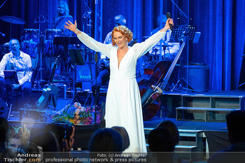 Maya Hakvoort 60er Galakonzert - Globe Wien - Sa 19.09.2026 - Maya HAKVOORT (Bühnenfoto)16