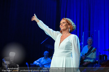 Maya Hakvoort 60er Galakonzert - Globe Wien - Sa 19.09.2026 - Maya HAKVOORT (Bühnenfoto)22