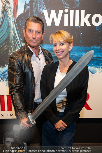 Wikinger Ausstellungseröffnung - Marx Halle, Wien - Di 22.09.2026 - Wolfgang Fifi PISSECKER, Sabine KLIMPT2