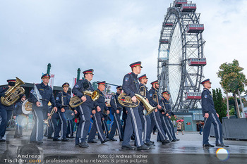 Wiener Wiesn Opening - Kaiserwiese Wiener Prater, Wien - Do 24.09.2026 - Polizei Musikkapelle vor dem Wiener Riesenrad104