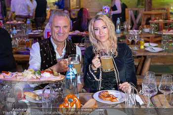 Wiener Wiesn Opening - Kaiserwiese Wiener Prater, Wien - Do 24.09.2026 - Simone LUGNER in der Kaktusalm153