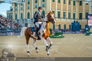 LGCT - Schloss Schönbrunn, Wien - Sa 26.09.2026 - Pferd, Reiter auf Pferd vor Schloss Schönbrunn, Springen, Kulis78