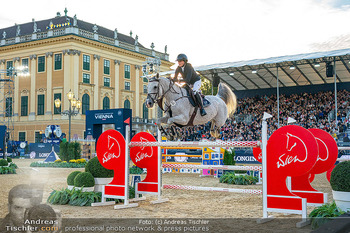 Longines global champions tour Opening - Schloss Schönbrunn, Wien - So 27.09.2026 - Pferd springt beim Springe Wettbewerb über Hinternisse (nax. 1 40