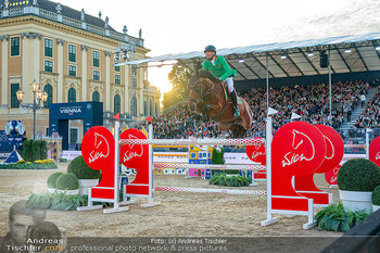Longines global champions tour Opening - Schloss Schönbrunn, Wien - So 27.09.2026 - Pferd springt beim Springe Wettbewerb über Hinternisse (nax. 1 42