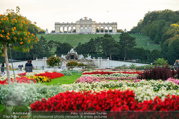 Longines global champions tour Opening - Schloss Schönbrunn, Wien - So 27.09.2026 - Gloriette mit Blumennbeeten69