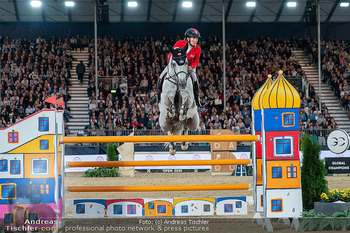 Longines global champions tour Opening - Schloss Schönbrunn, Wien - So 27.09.2026 - Pferd springt über Hinternis, Springen, Katharina RHOMBERG111