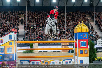 Longines global champions tour Opening - Schloss Schönbrunn, Wien - So 27.09.2026 - Pferd springt über Hinternis, Springen, Katharina RHOMBERG112