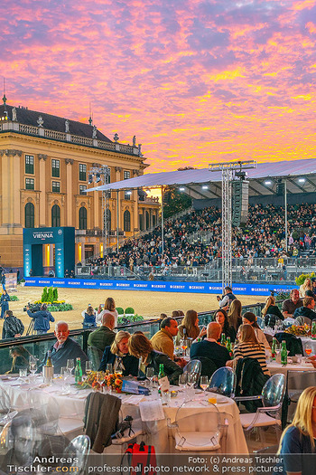 Longines global champions tour Opening - Schloss Schönbrunn, Wien - So 27.09.2026 - Schöner Sonnenuntergang, Abendstimmung, VIP-Bereich131