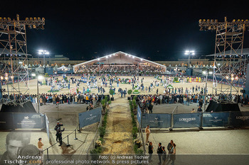 Longines global champions tour Opening - Schloss Schönbrunn, Wien - So 27.09.2026 - Blick auf den Reitplatz und die VIP-Tribüne163
