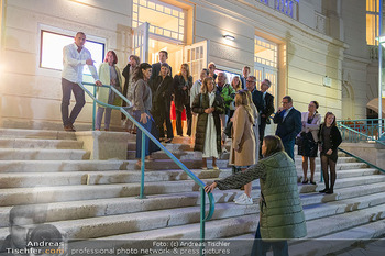 Dreharbeiten zu ´Knock at 8´ - Theaterplatz, Baden - Mo 28.09.2026 - 18