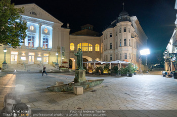 Dreharbeiten zu ´Knock at 8´ - Theaterplatz, Baden - Mo 28.09.2026 - 19