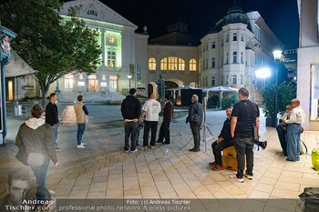 Dreharbeiten zu ´Knock at 8´ - Theaterplatz, Baden - Mo 28.09.2026 - 31