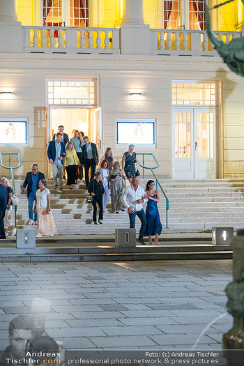 Dreharbeiten zu ´Knock at 8´ - Theaterplatz, Baden - Mo 28.09.2026 - 32