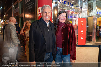 Kinopremiere ´Bruno - der junge Kreisky´ - Gartenbaukino Wien - Di 29.09.2026 - Gerhard ZEILER mit Ehefrau Alexandra LOHBERGER15