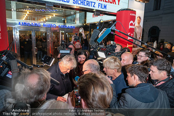 Kinopremiere ´Bruno - der junge Kreisky´ - Gartenbaukino Wien - Di 29.09.2026 - Medienrummel um Gerhard ZEILER22