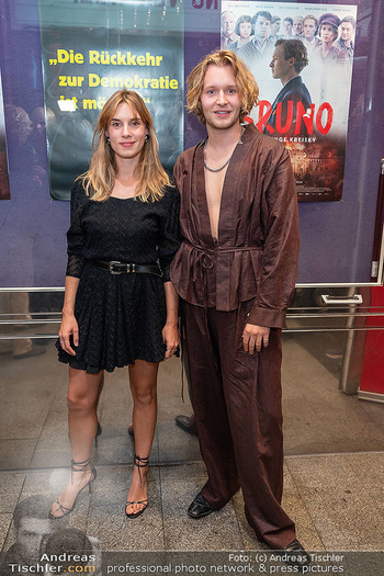 Kinopremiere ´Bruno - der junge Kreisky´ - Gartenbaukino Wien - Di 29.09.2026 - Nils ARTZMANN, Maya UNGER35