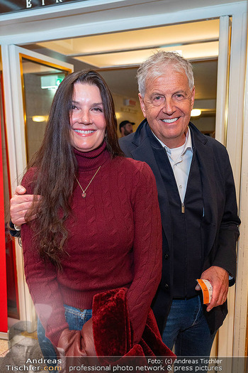 Kinopremiere ´Bruno - der junge Kreisky´ - Gartenbaukino Wien - Di 29.09.2026 - Gerhard ZEILER mit Ehefrau Alexandra LOHBERGER48